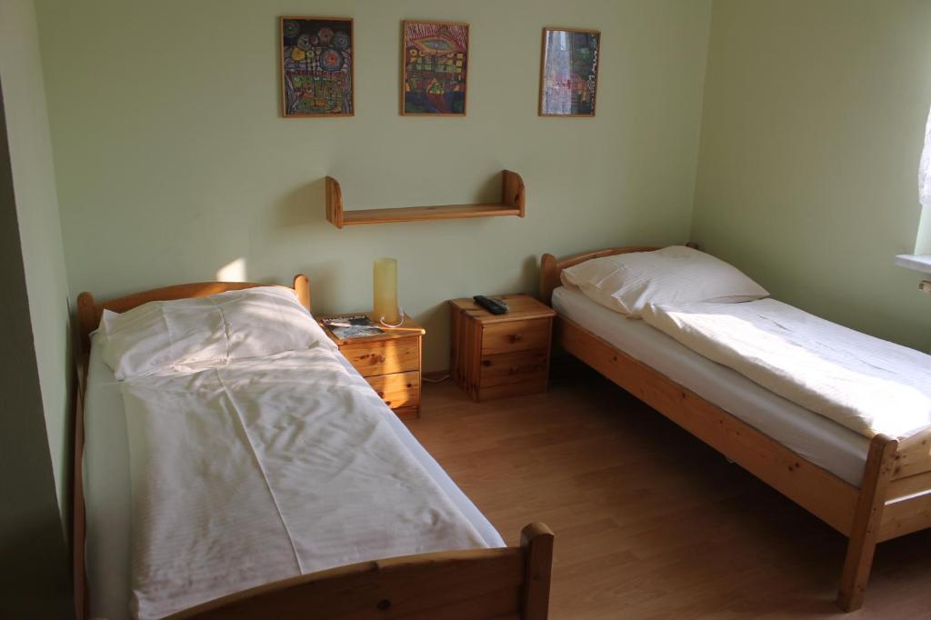 Gasthof Zum Flughafen Hotel Feldkirchen bei Graz Ruang foto
